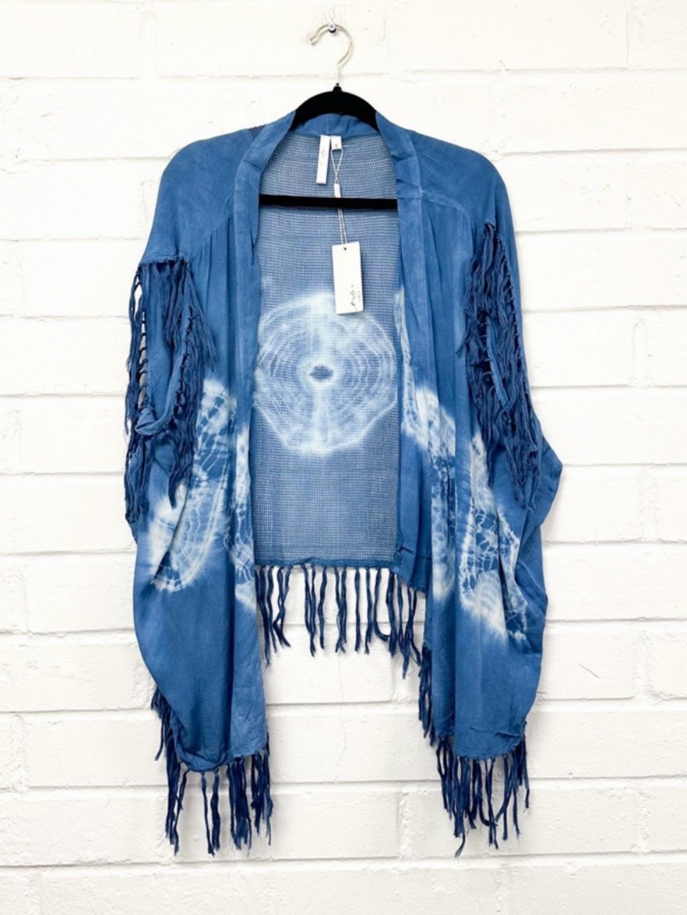 NWT tie-dye fringe Kimono gorgeous blue. Made India by Buby.s Italy